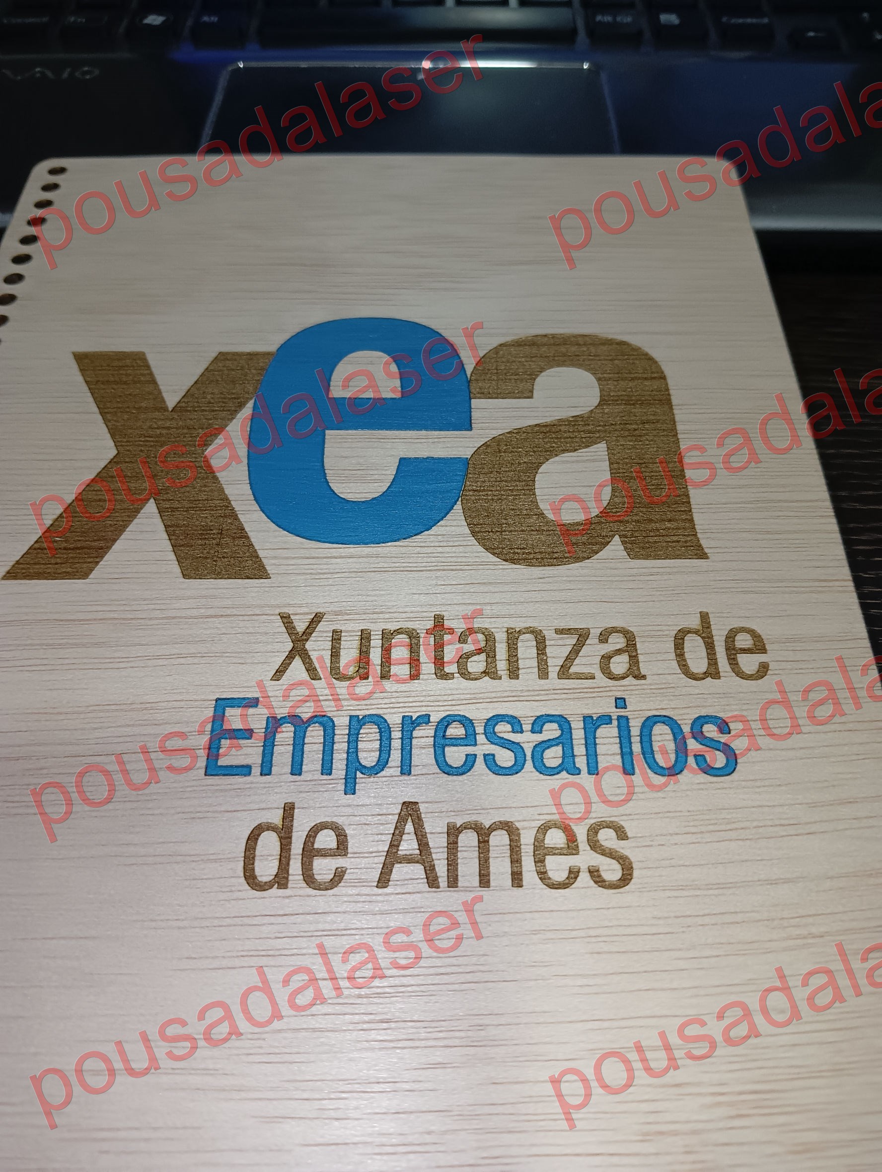 portada libreta madera